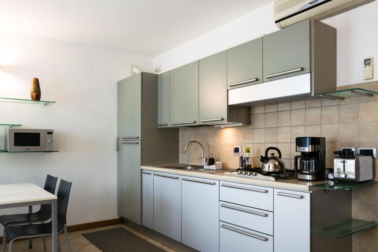 Riva Central Apartment - Free Parking ภายนอก รูปภาพ