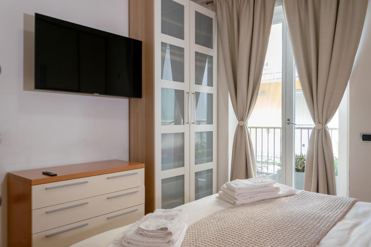 Riva Central Apartment - Free Parking ภายนอก รูปภาพ