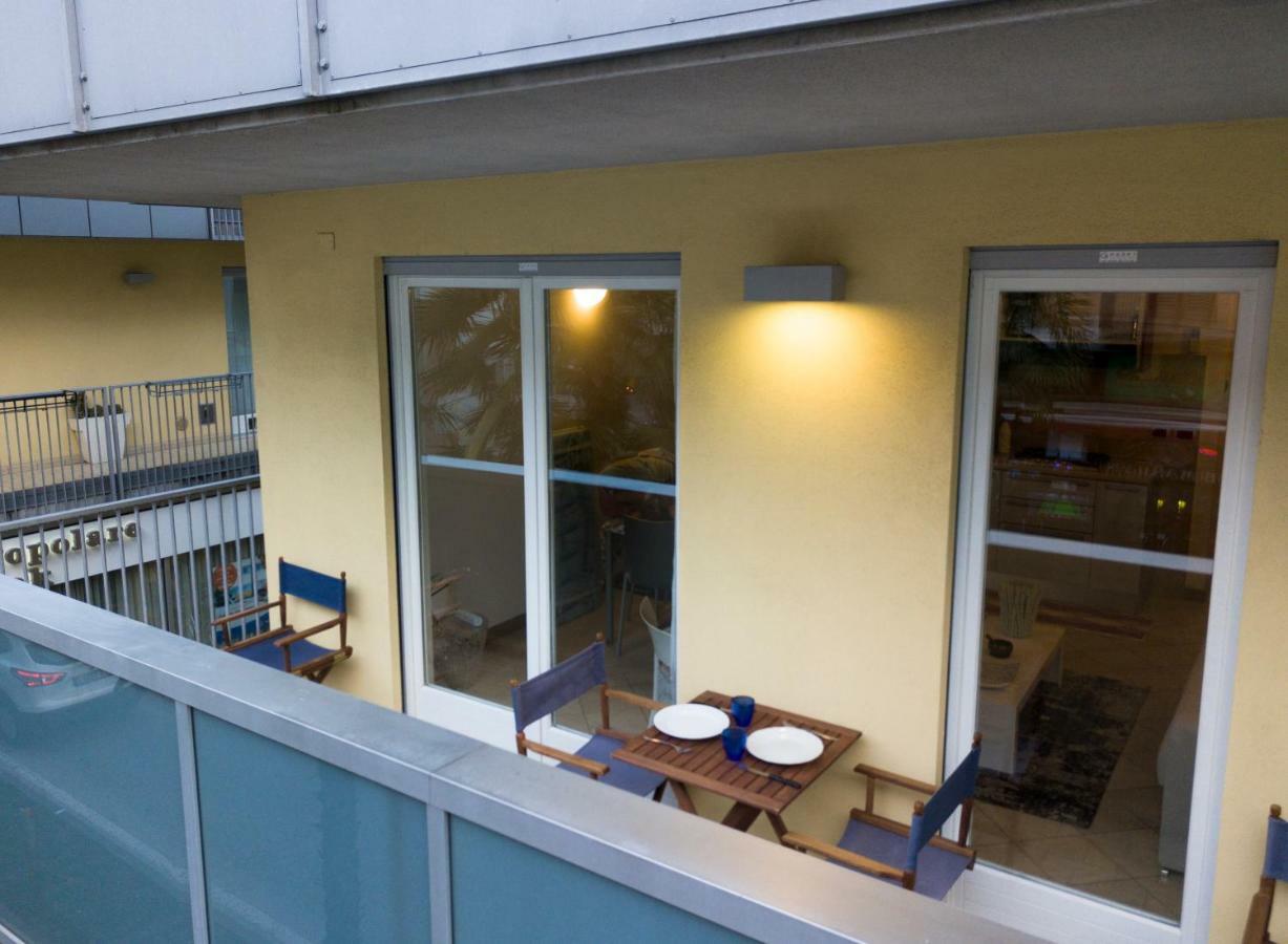 Riva Central Apartment - Free Parking ภายนอก รูปภาพ